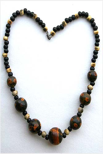 Beads Horn Necklace