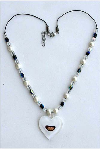 Pearl Pendent Necklace