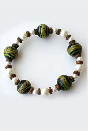 Oval Green Bracelet