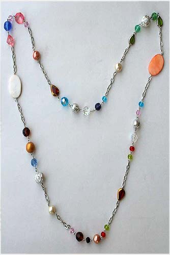 Beaded Wire Metal Necklace