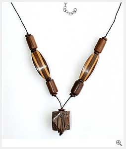 Long bead Wooden Necklace